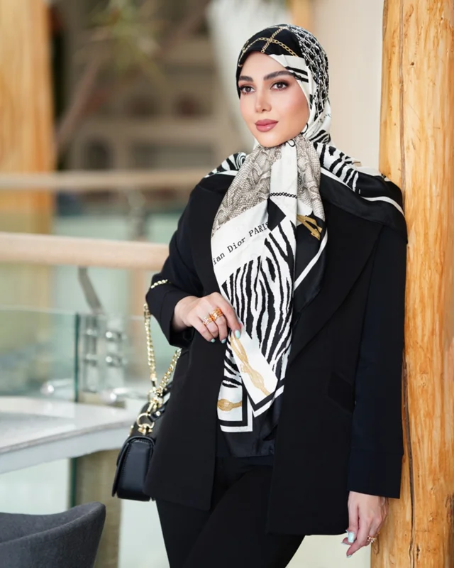 روسری مجلسی کد M-0385