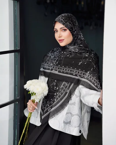 روسری نخی کد N-0894