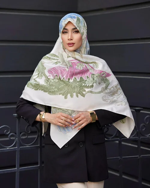 روسری مجلسی کد M-1044