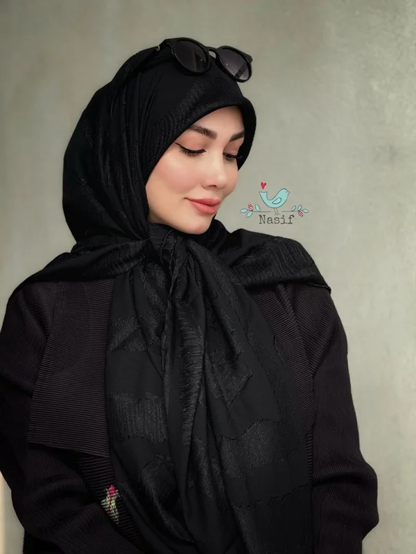 روسری مشکی کد B-0126