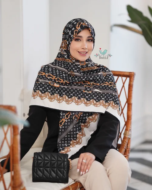 روسری نخی کد N-0541