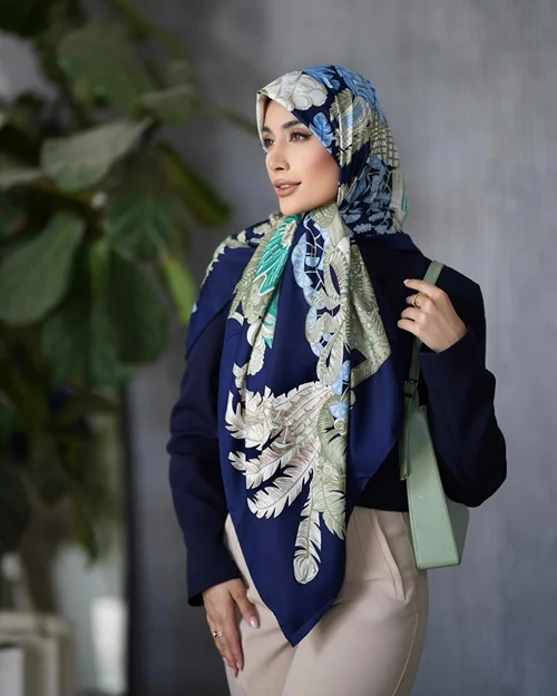 روسری مجلسی کد M-1040