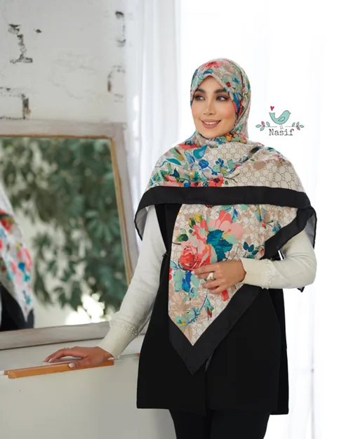 روسری نخی کد N-0424