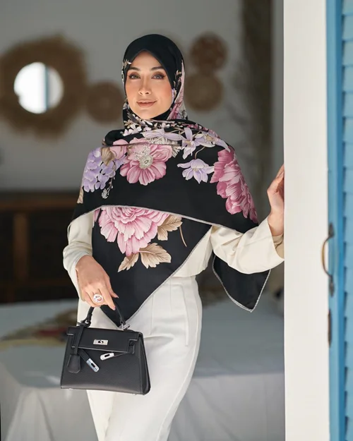 روسری مجلسی کد M-1066