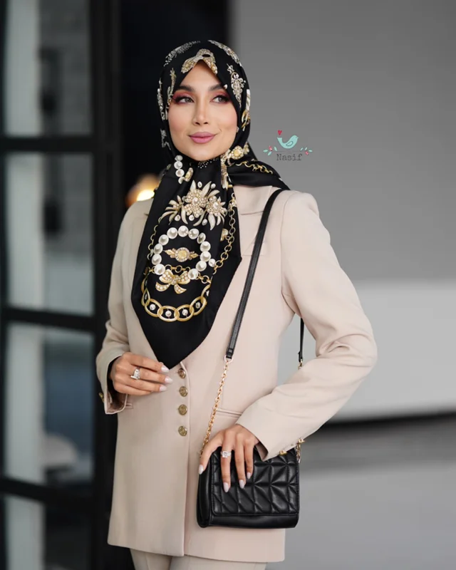 روسری مجلسی کد M-0247