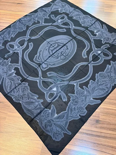 روسری مشکی کد B-0149