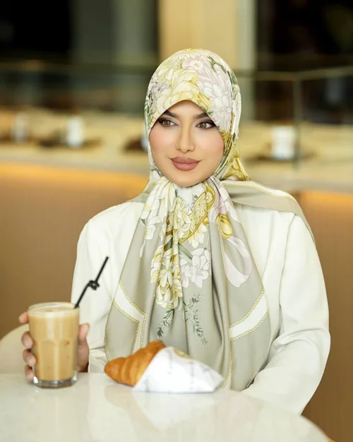 روسری مجلسی کد M-0920