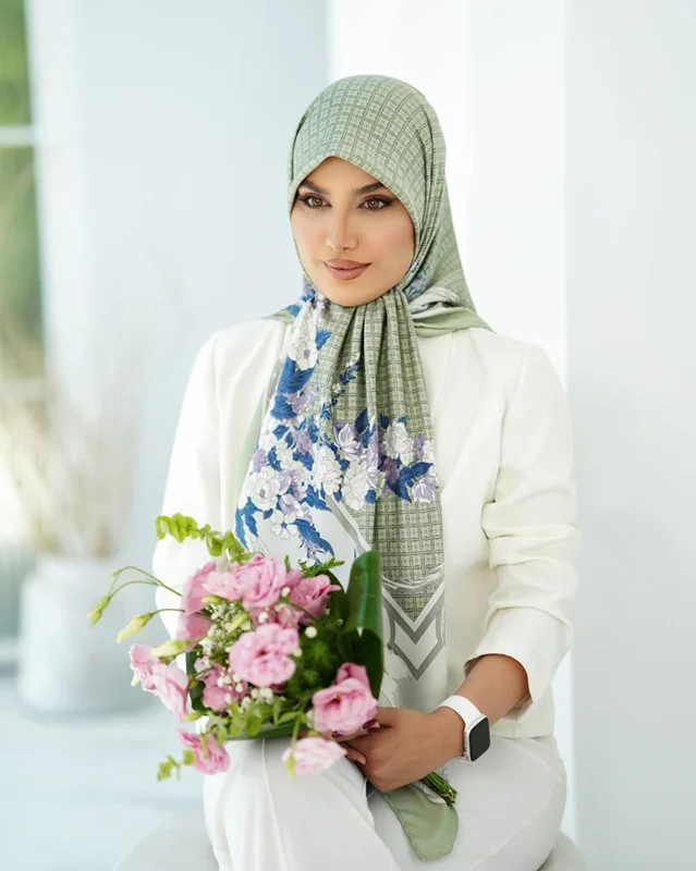 روسری مجلسی کد M-0777