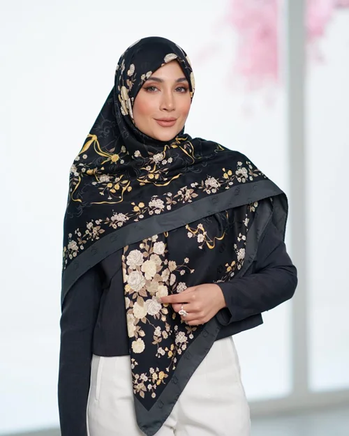 روسری مجلسی کد M-1054