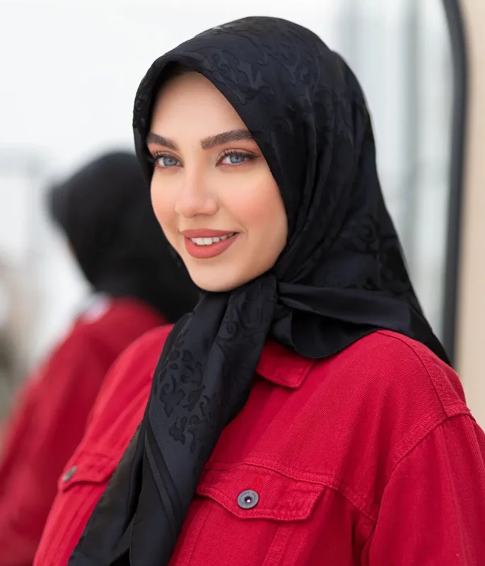 روسری مشکی کد B-0118